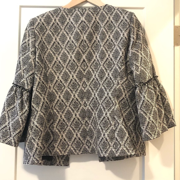KASPER Diamond Print Bell Sleeve Jacket - Picture 3 of 6
